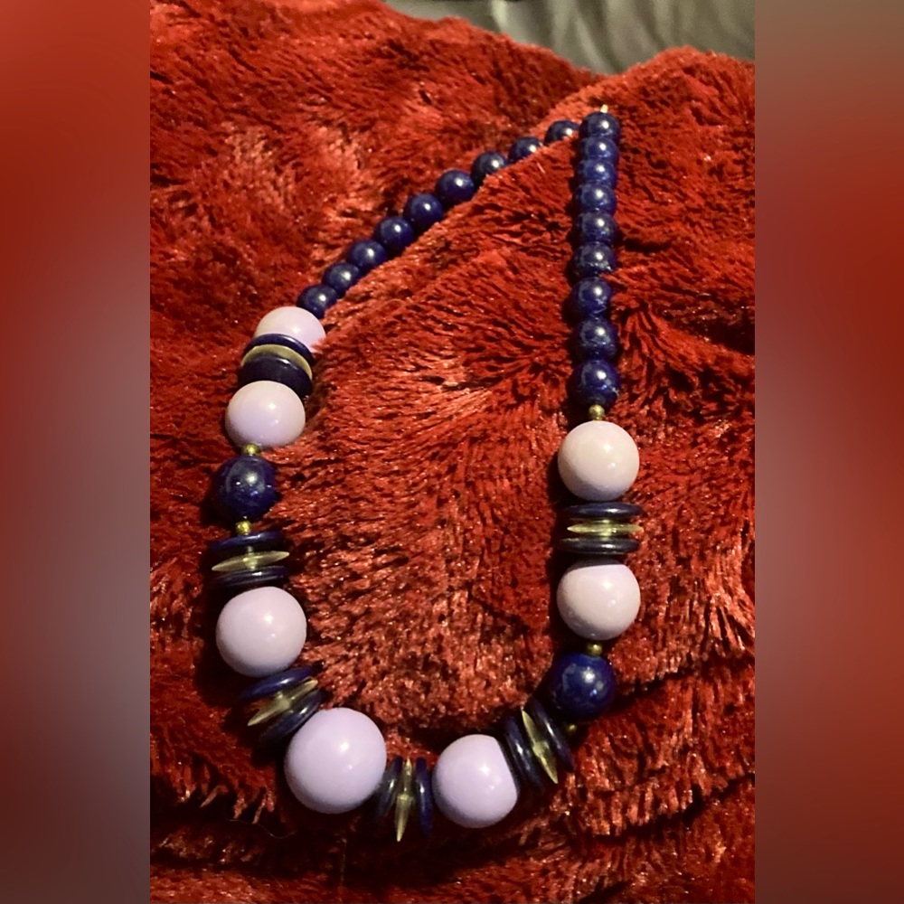 Graduated 18” beaded necklace in a pretty navy blue and dusty lavender design